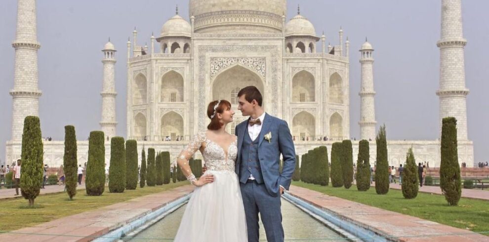 Agra: Sunrise Skip-the-Line Taj Mahal & Agra Fort Tour